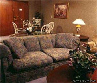 Lees Inn & Suites Muncie Habitación foto